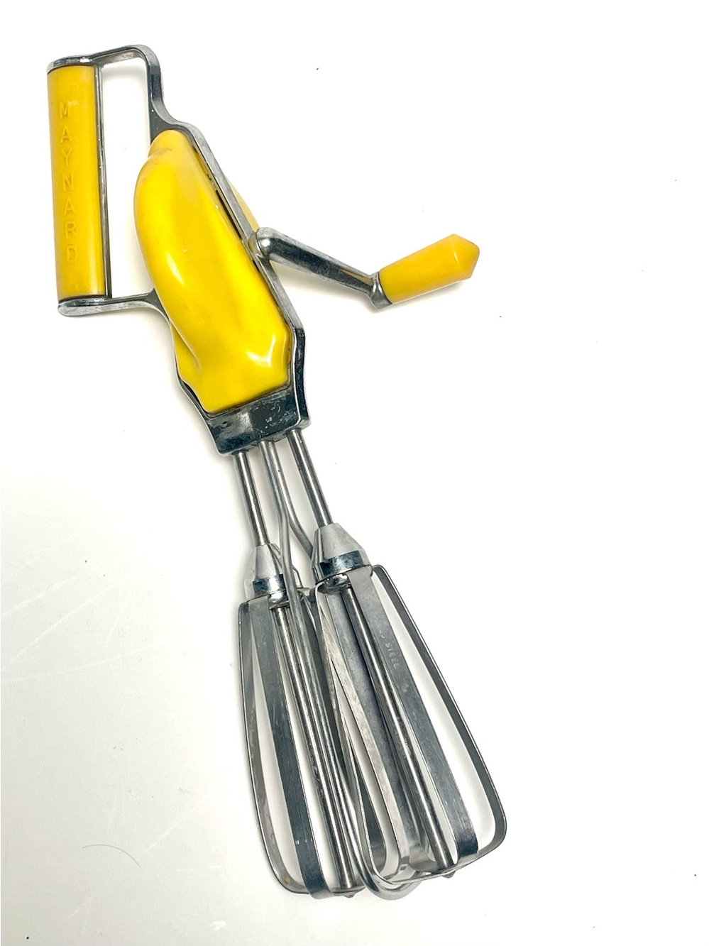 Vintage MAYNARD Stainless Steel Yellow Egg Beater Hand Mixer 11" Long Maynard
